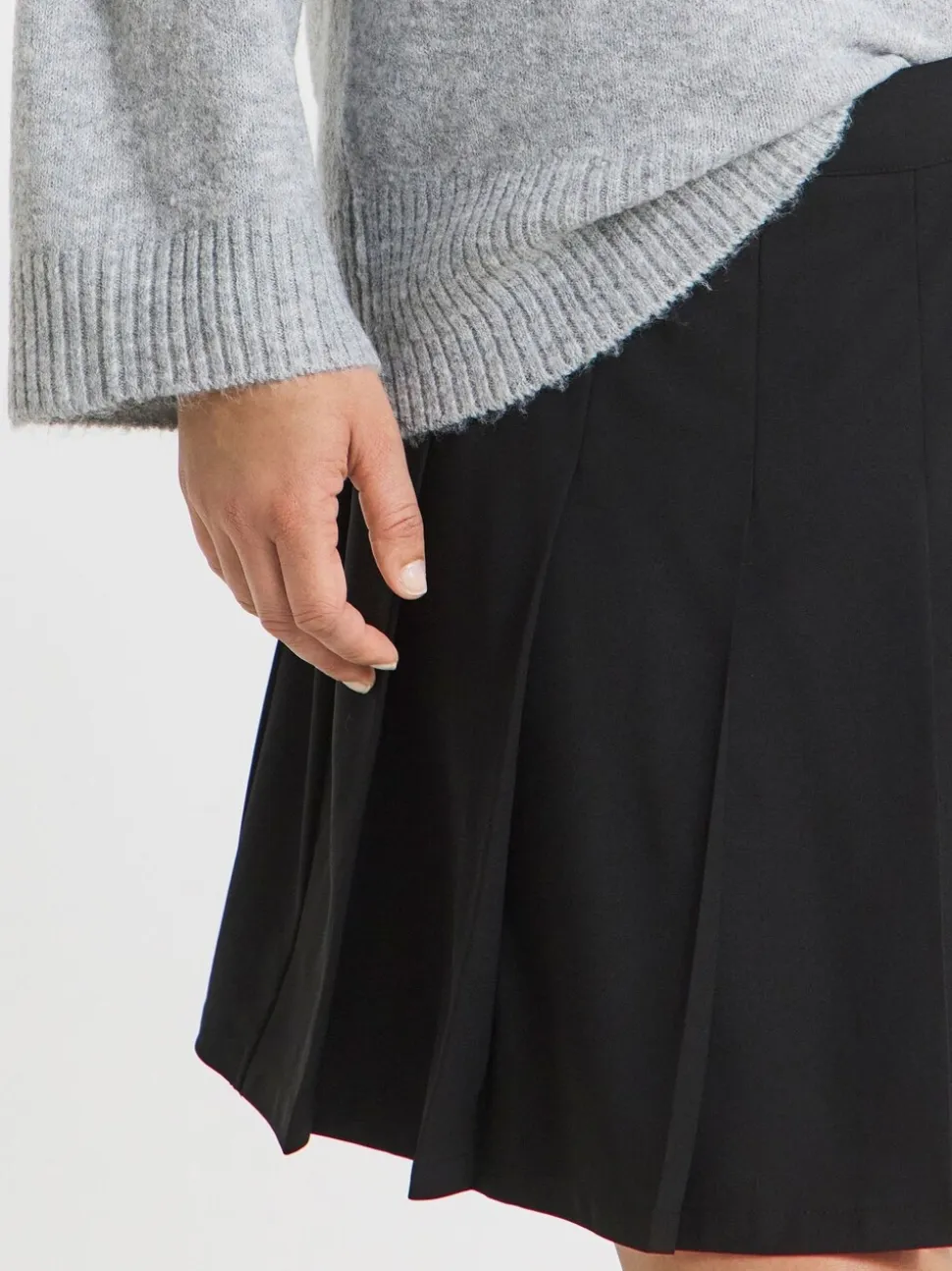 Simply Be Black Pleated Mini Skirt