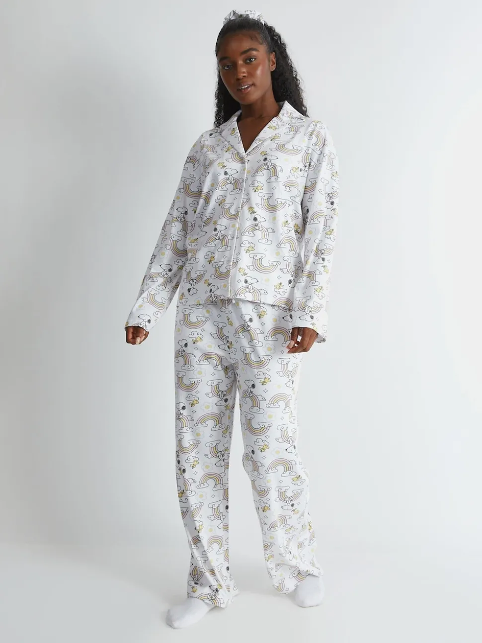 Skinnydip Peanuts x Skinnydip Snoopy Rainbow Print Pyjama Set in Ecru