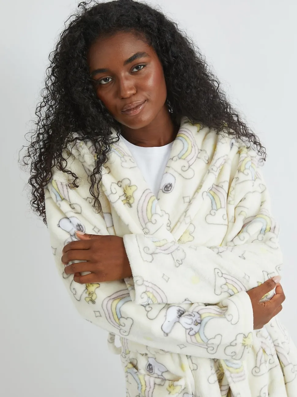 Skinnydip Peanuts x Skinnydip Snoopy Rainbow Print Dressing Robe