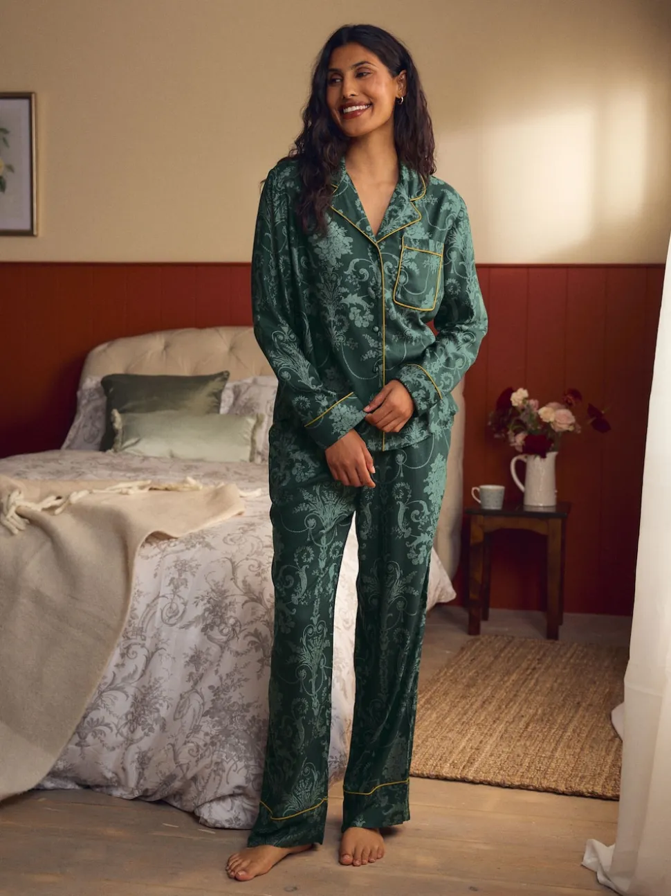 Smaragdgroen - Laura Ashley Josette pyjama met knopen