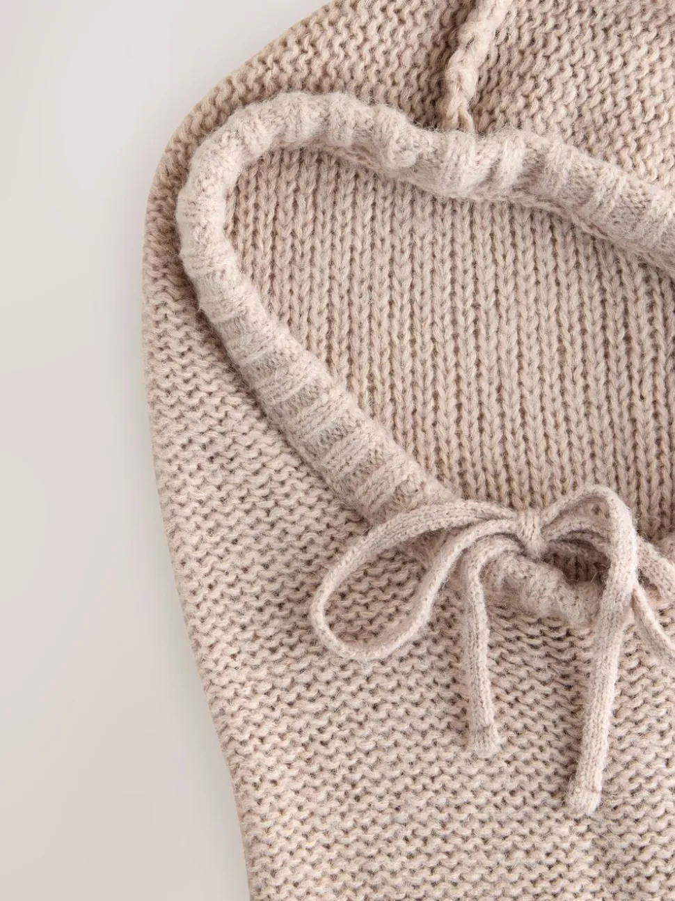 Steenkleurig gemêleerd - Nothing Ordinary Knitted Hooded Snood With Wool