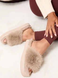 Taupe - Lipsy pantoffels van imitatiebont met plateauzool voor nachtkleding