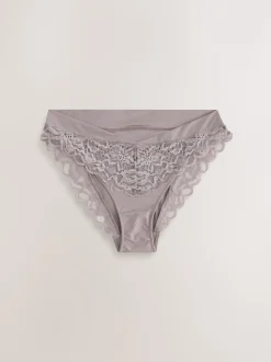Taupe - Ultiem comfort slip met hoge beenuitsnijding en kanten achterkant