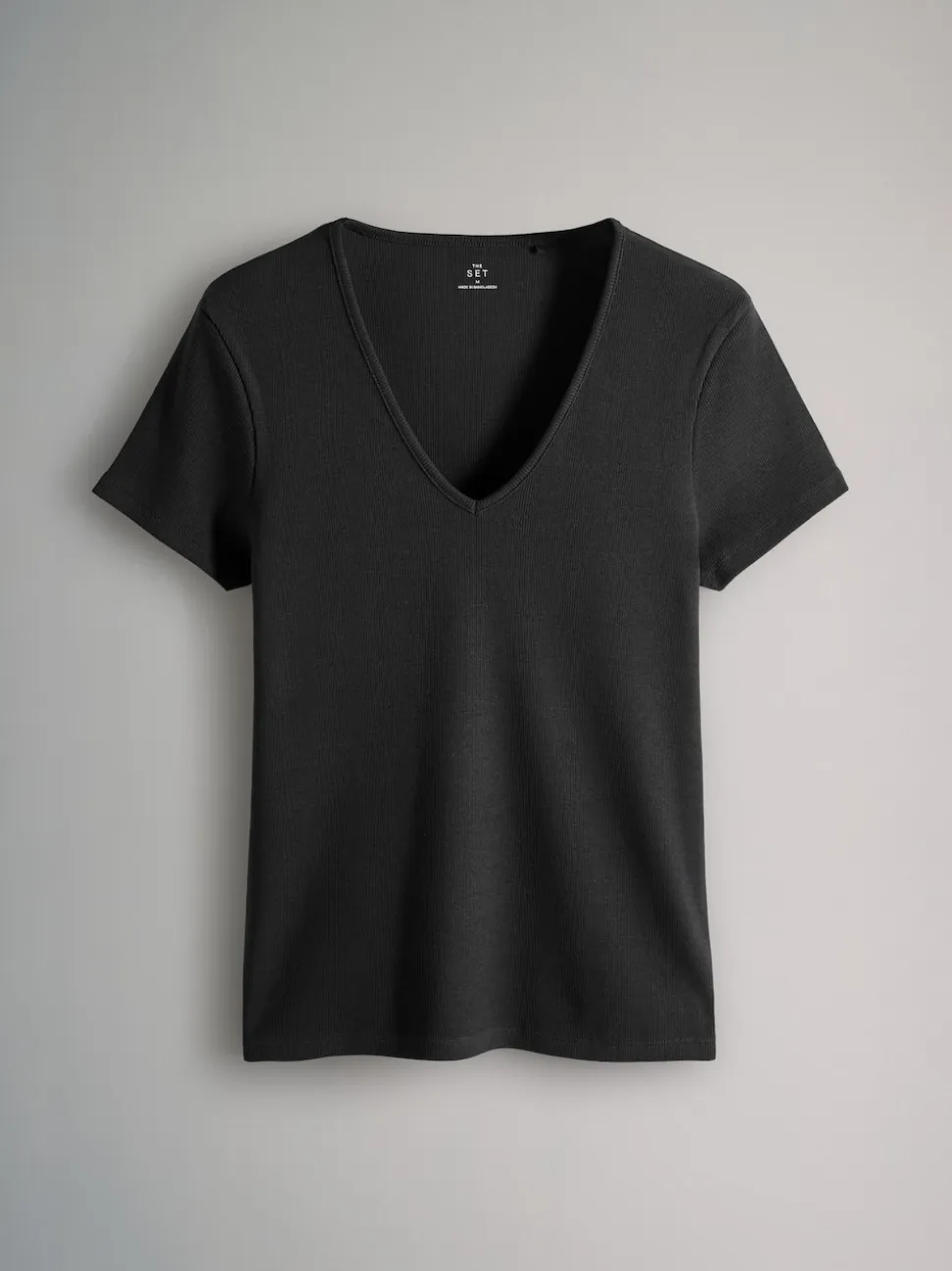 The Set verpakking van 3 geribbelde T-shirts met korte mouwen en V-hals
