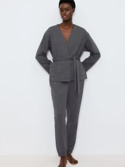 Triumph Cozy Comfort Robe Top Quilted