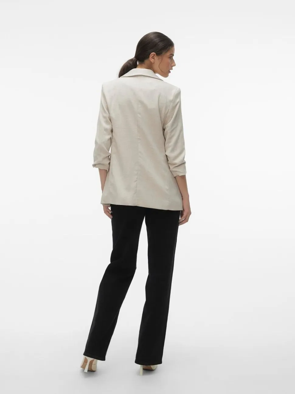 VERO MODA Textured Ruched Sleeve Jacket
