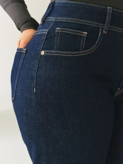 Wassing - Zandloperjeans met stretchy, hoge taille en wijde pijpen
