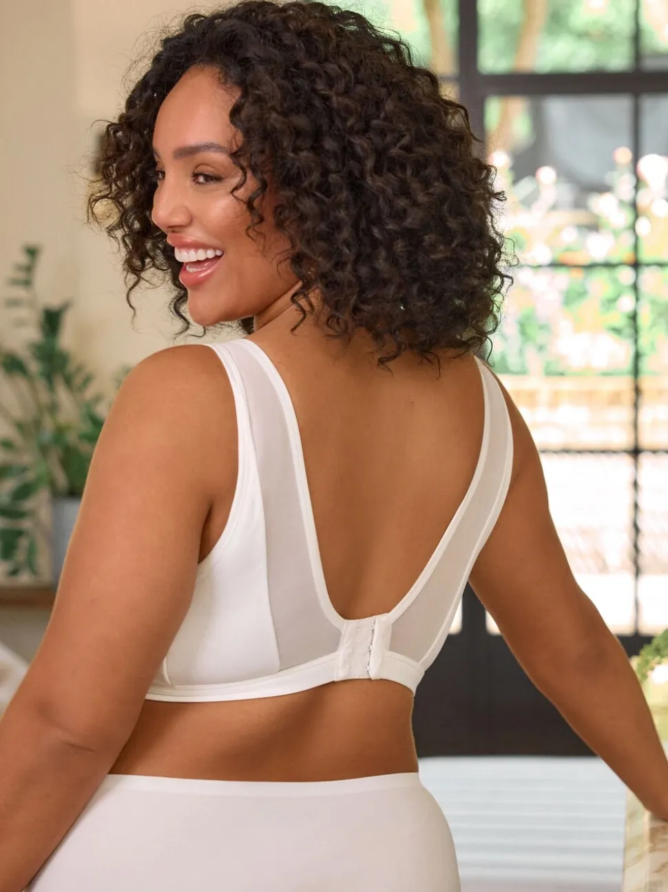 Wit - B-H beha met totale ondersteuning zonder beugel en ultiem comfort