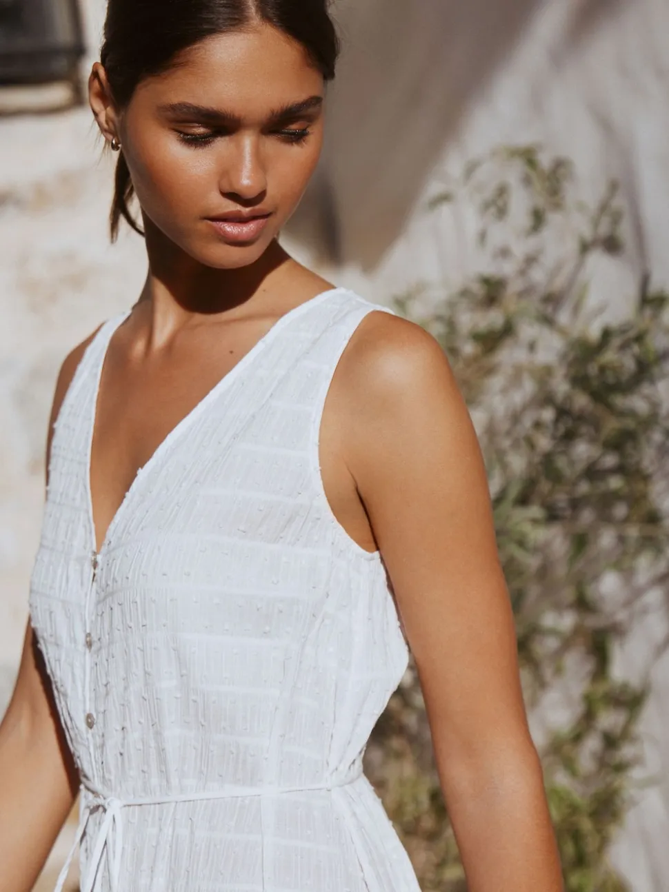 Wit - Button Through Tie Waist Sleeveless Maxi Dress
