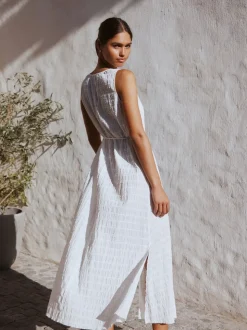 Wit - Button Through Tie Waist Sleeveless Maxi Dress