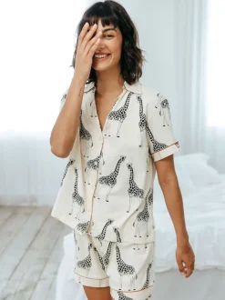 Wit - Chelsea Peers pyjamaset met korte broek en giraffenprint van katoen