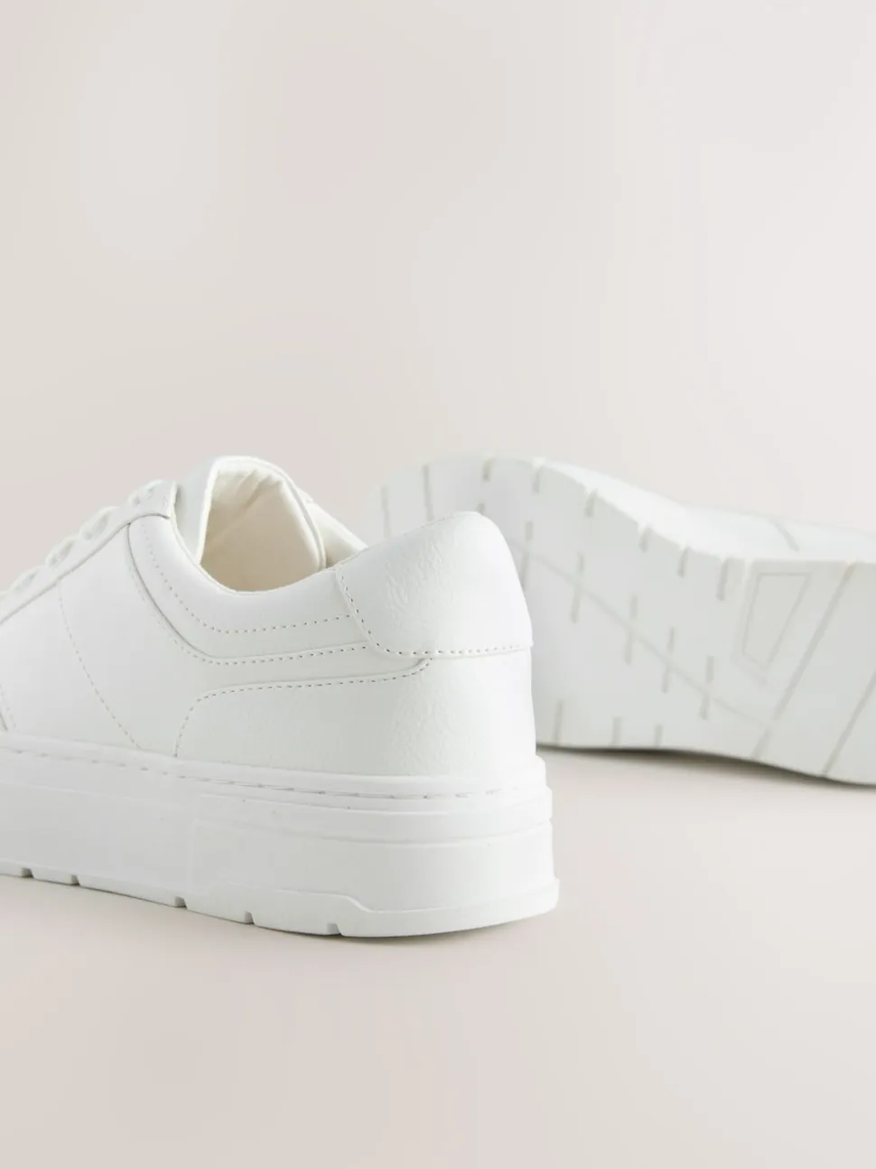 Wit - Cleat Chunky sneakers met vetersluiting