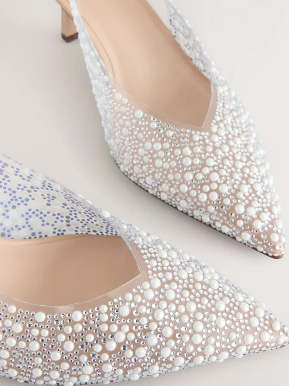 Wit - Forever Comfort® puntige slingback-hakken met vinyl en sierstenen