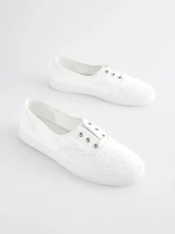 Wit - Geborduurde veterloze canvas instapsneakers