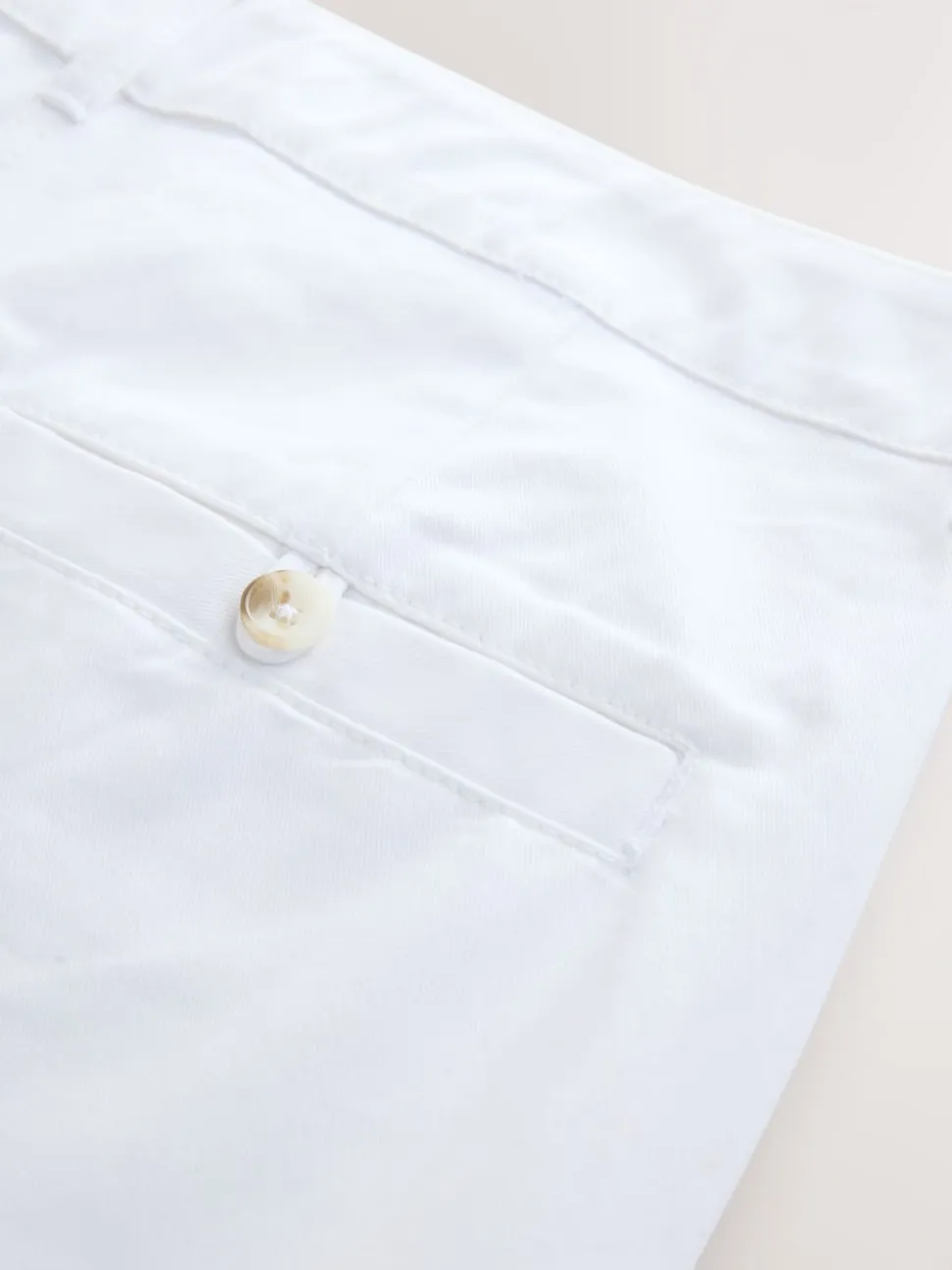 Wit - Knielange short