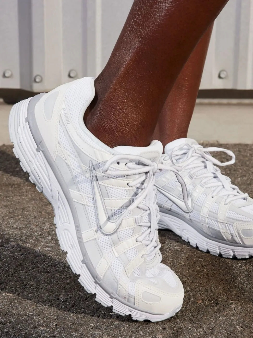 Wit - Nike P6000 Trainers