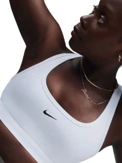 Wit - Nike Swoosh sportbeha met lichte ondersteuning