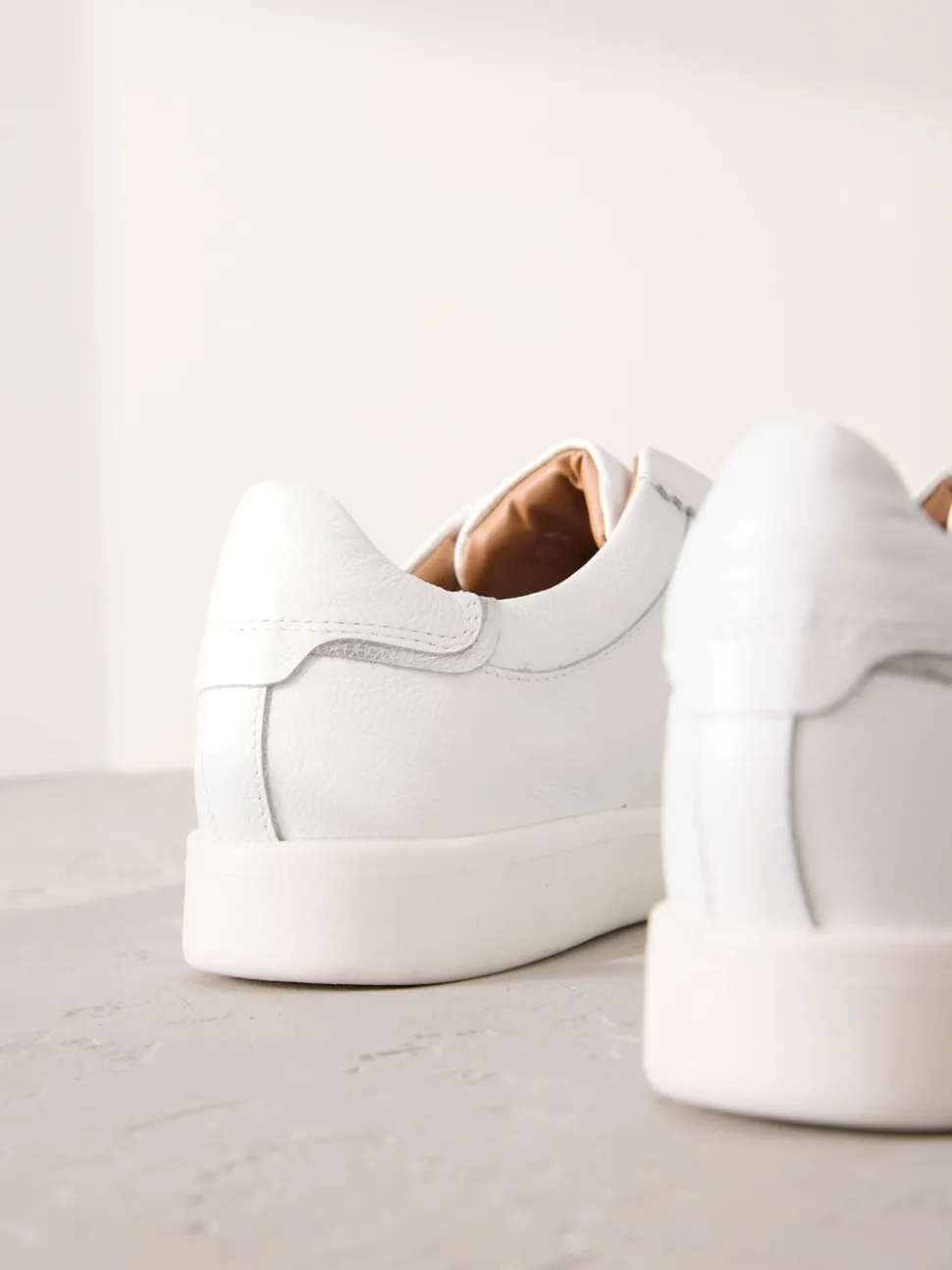 Wit - Signature Premium Leather Laceless Slip-On Trainers