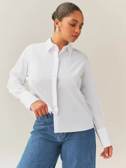 Wit - Vollere boezem stretchy essentieel getailleerd overhemd met lange mouwen