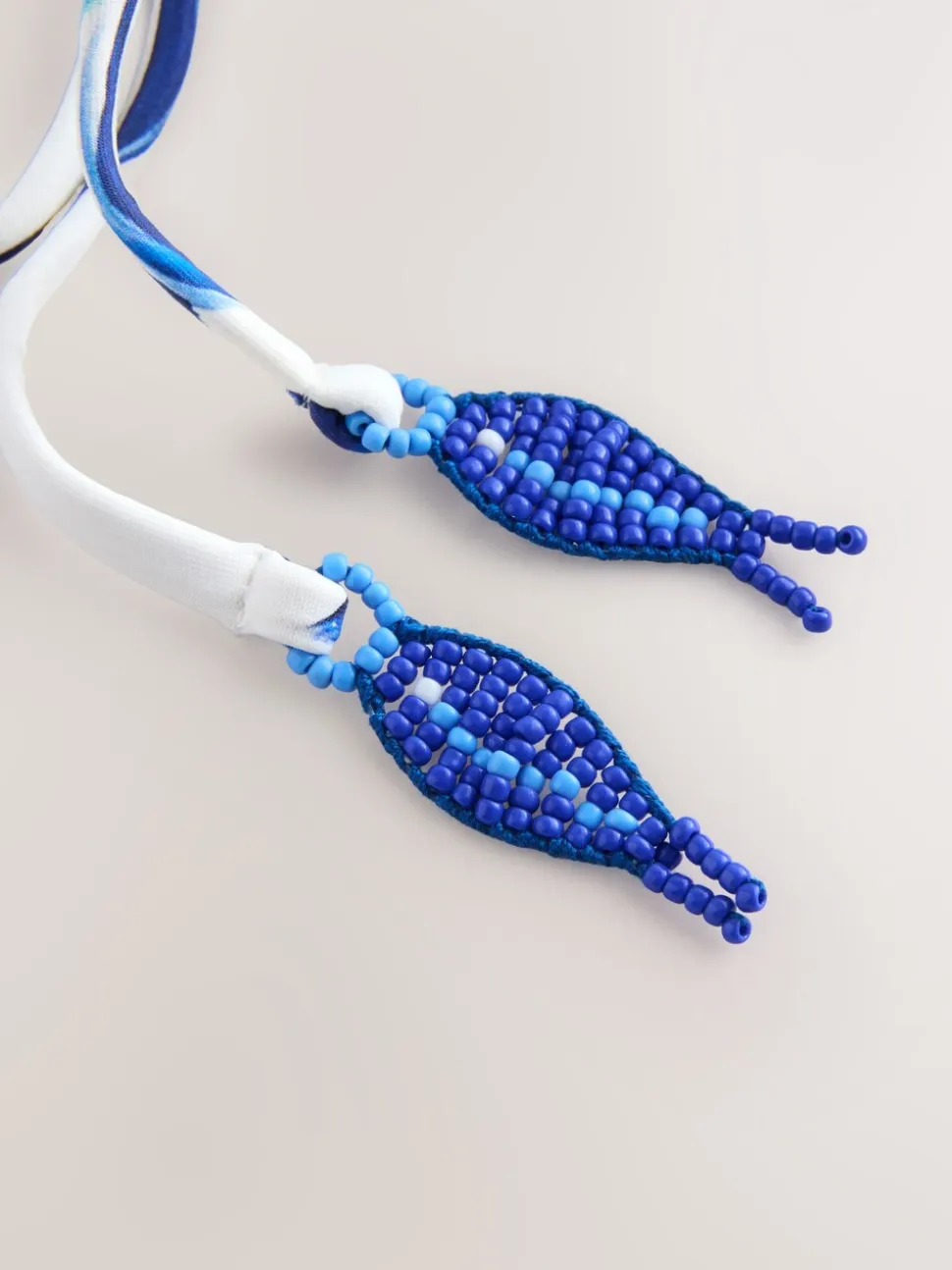 Wit/blauw porselein - Vormgevend bandeaubadpak met buikcorrectie en afgeronde pijpen