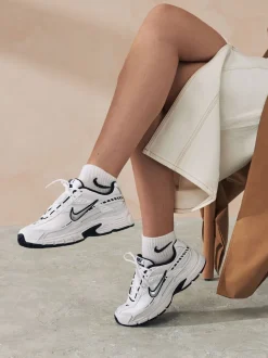 Wit/zwart - Nike Initiator retro hardloopschoenen