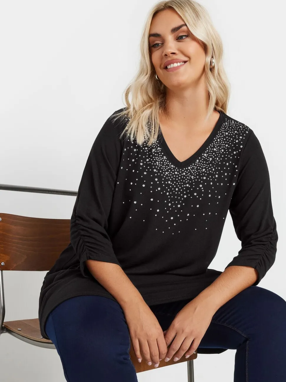 Yours - Curve soepelvallende top met studs