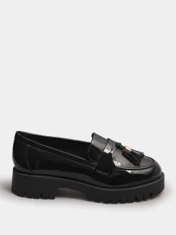 Yours Curve - Wijde lakleren loafers met kwastjes