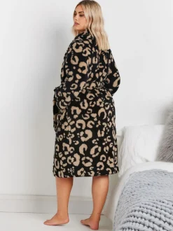 Yours Curve donzige badjas met sjaalkraag en dierenprint