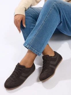Yours Curve Extra-Wide Fit Low Profile Trainers