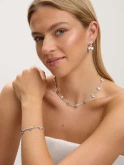 Zilver - Jon Richard Rhodium Plated and Diamond Clover Double Drop Earrings