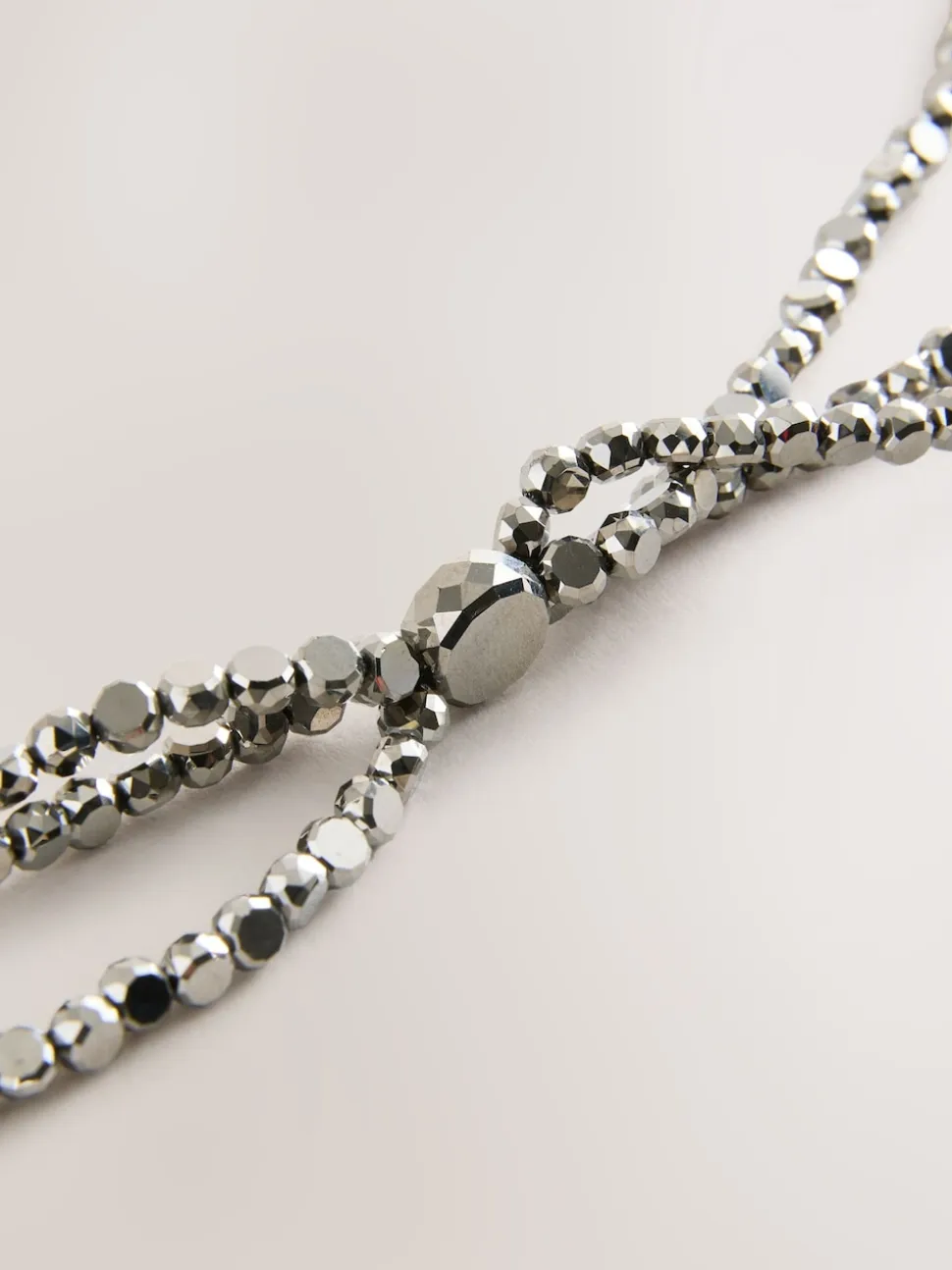 Zilver - Metallic Skinny Tiered Beaded Belt