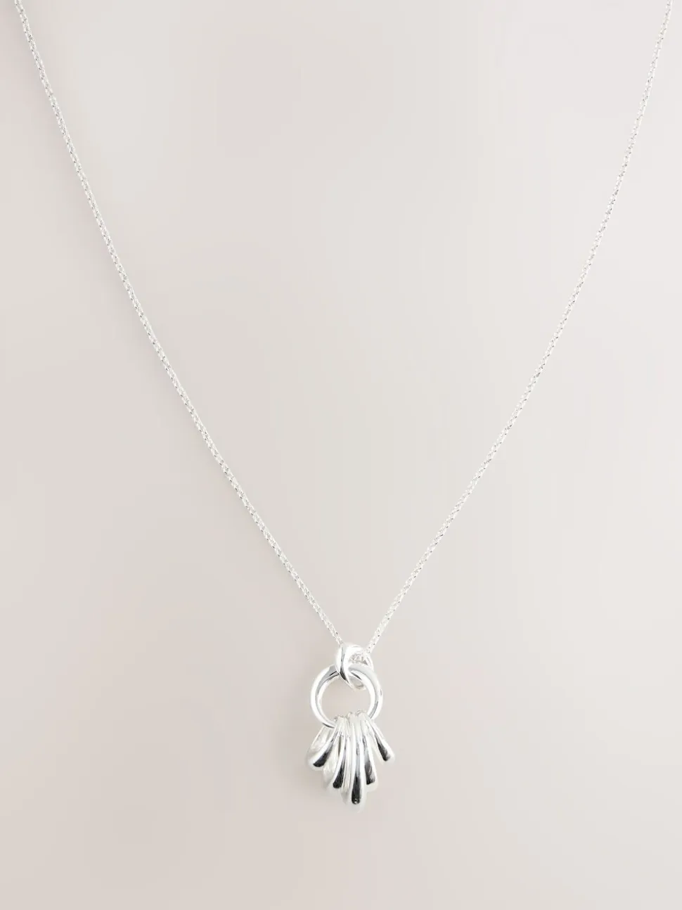 Zilverkleurig - Stacked Hoop Pendant Necklace