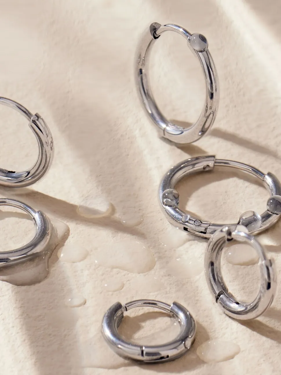 Zilverkleurig - Stainless Steel Graduated Huggie Hoop Earrings 3 Pack