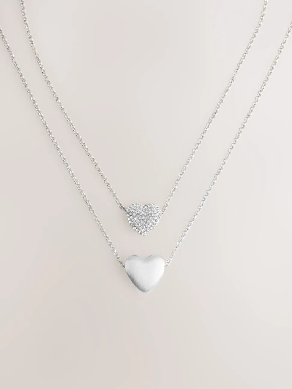 Zilverkleurig - Two Row Pavé Heart Necklace