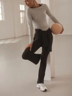 Zwart - Active Balance Wrap Front Flared Leggings
