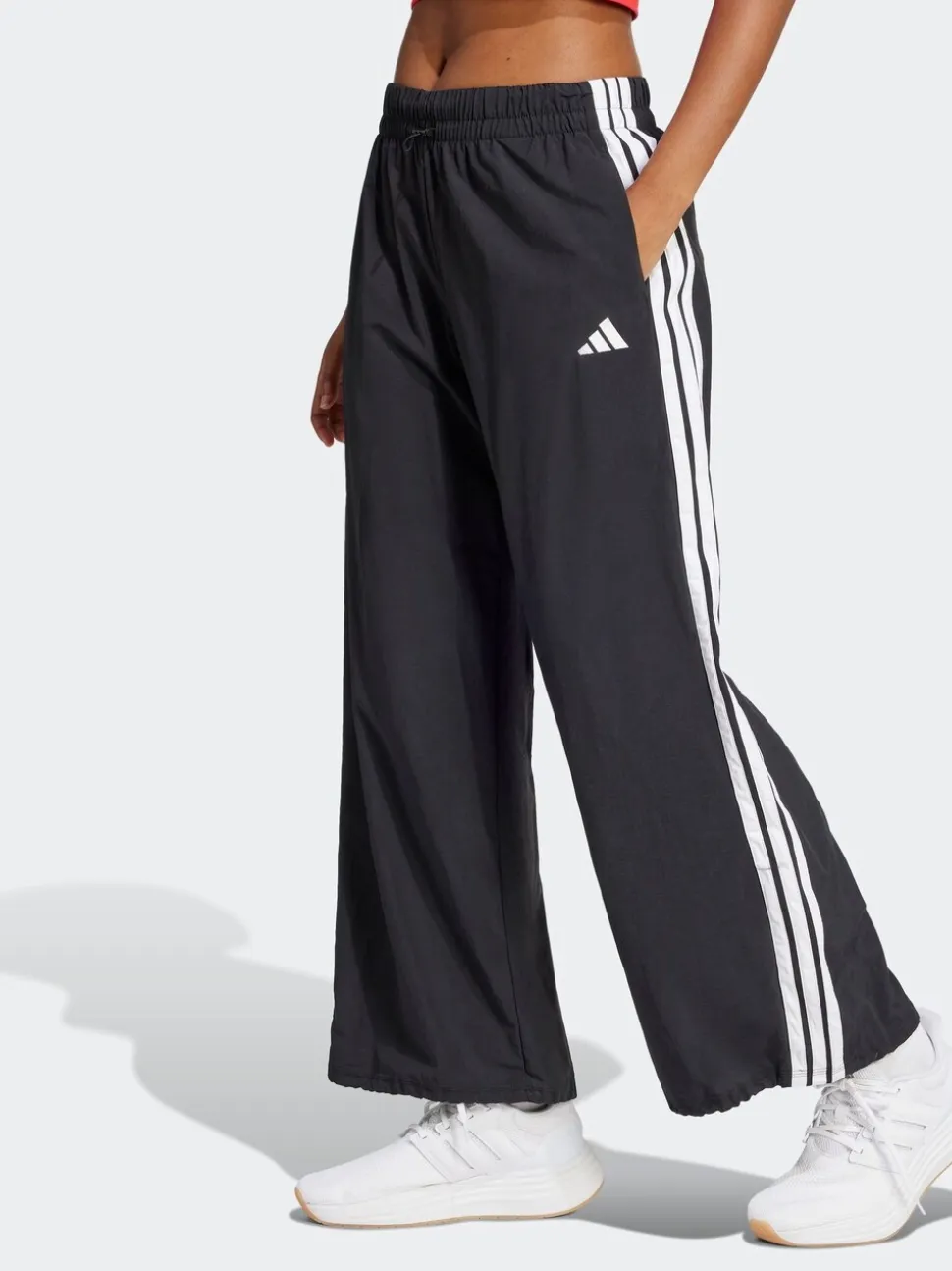 Zwart - adidas Essentials 3-Stripes Woven Wide Leg Trousers