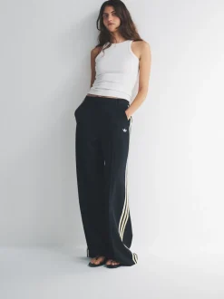 Zwart - adidas Originals Manager Tailored Trousers