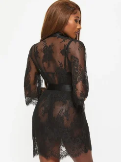 Zwart - Ann Summers Availing All Over Lace Robe