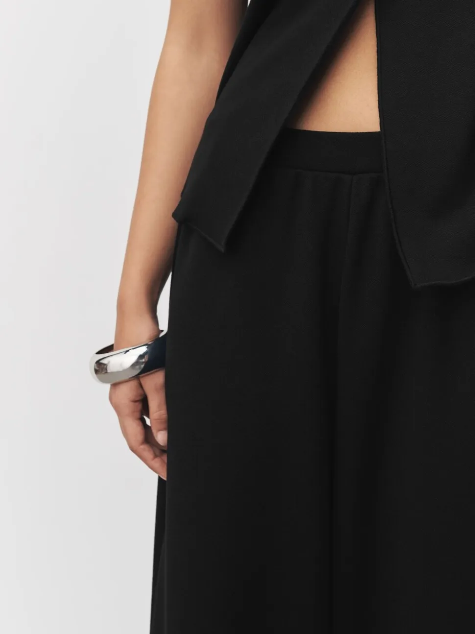 Zwart - Barrel Leg Compact Trousers