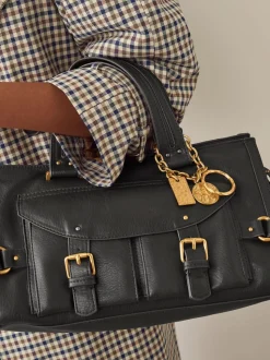Zwart - Charm Buckle Hand Held Bag