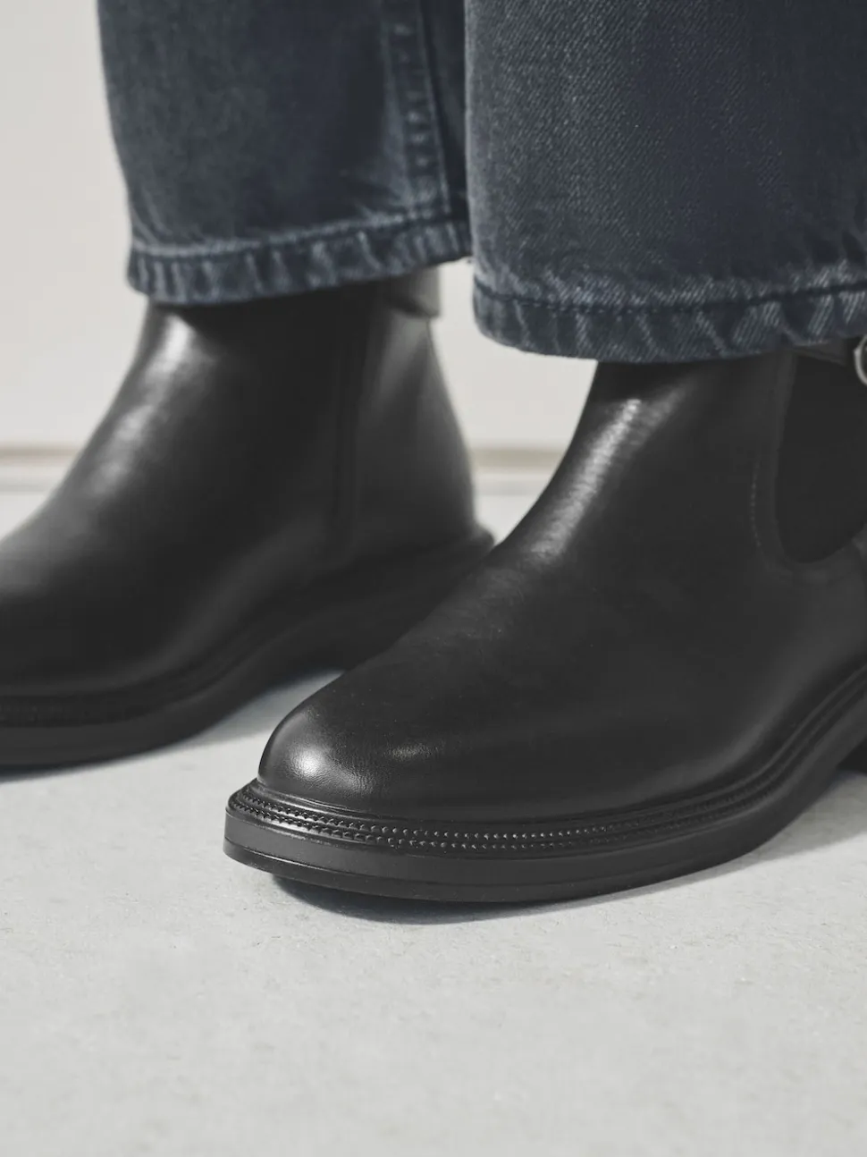 Zwart - Chelsea Boots met gesp