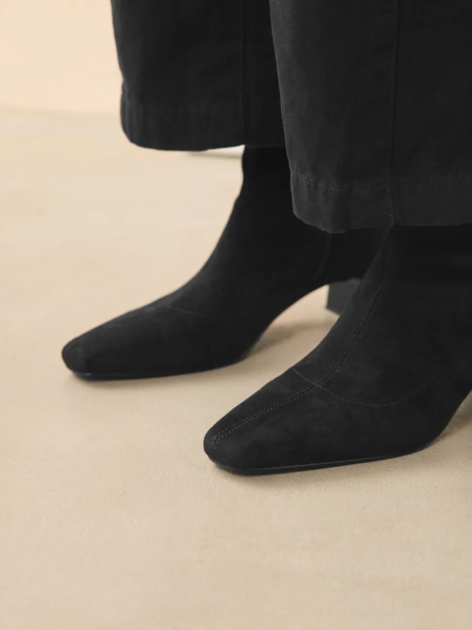 Zwart - Chisel Toe Block Heel Sock Boots