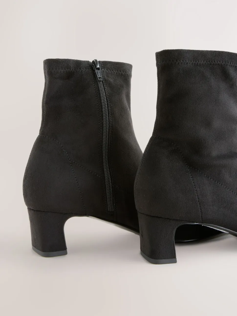 Zwart - Chisel Toe Block Heel Sock Boots