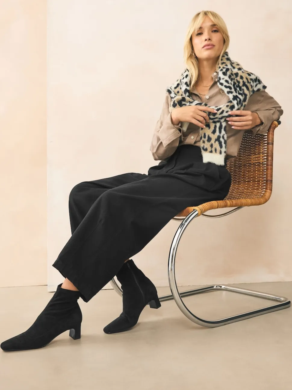 Zwart - Chisel Toe Block Heel Sock Boots