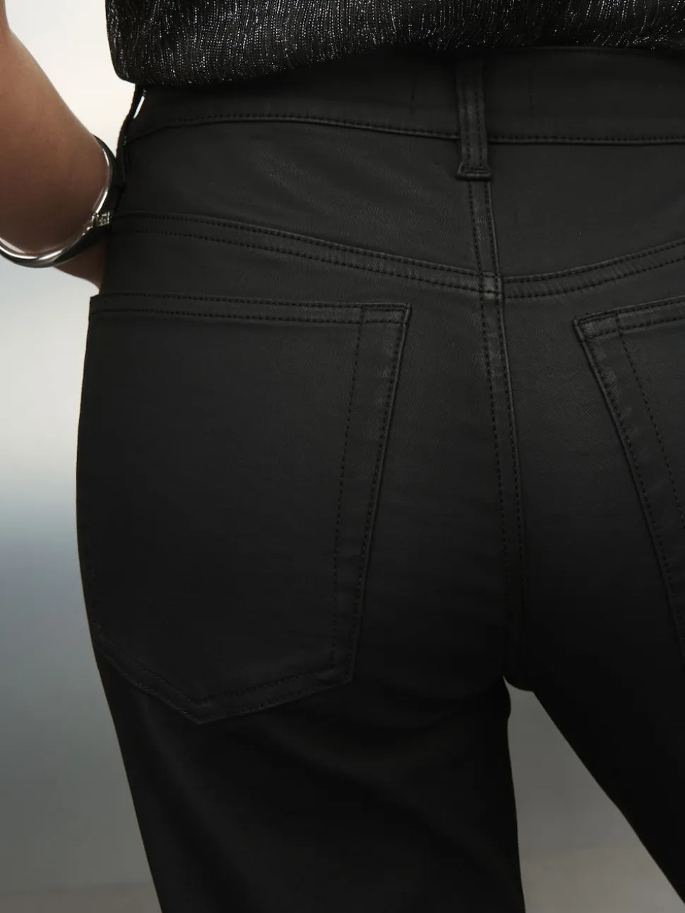 Zwart - Coated Bootcut Jeans