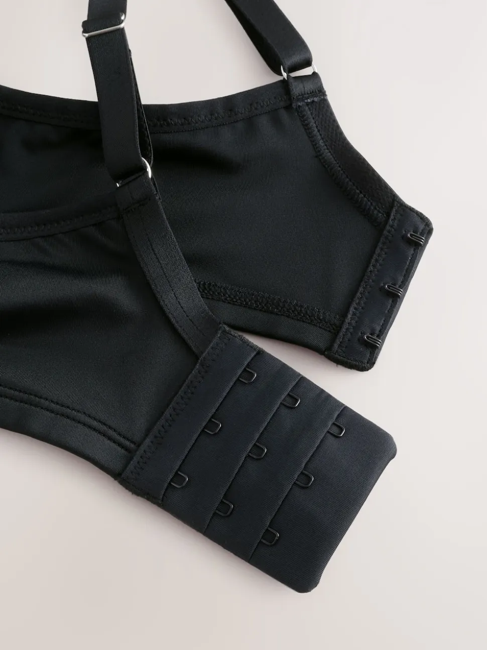 Zwart - DD+ Supersoft Comfort Padded Strap Minimising Full Cup Bra