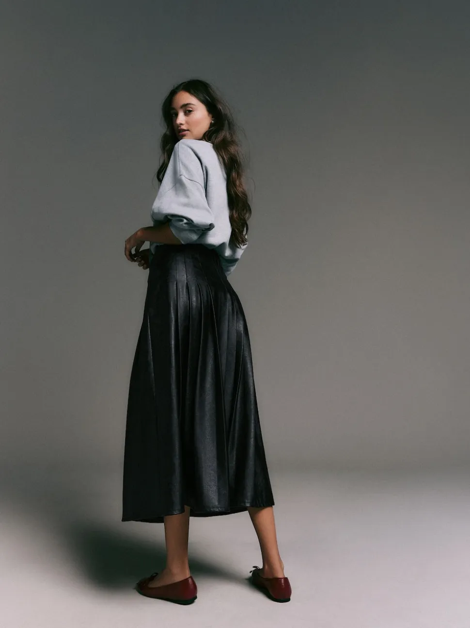 Zwart - Faux Leather Midi Kilt Skirt