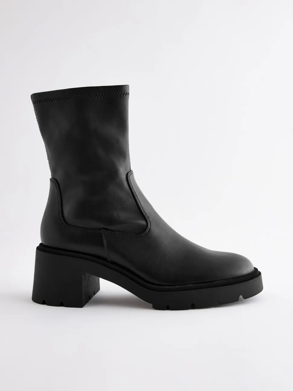 Zwart - Forever Comfort® - Enkellange soklaarzen met grove zool