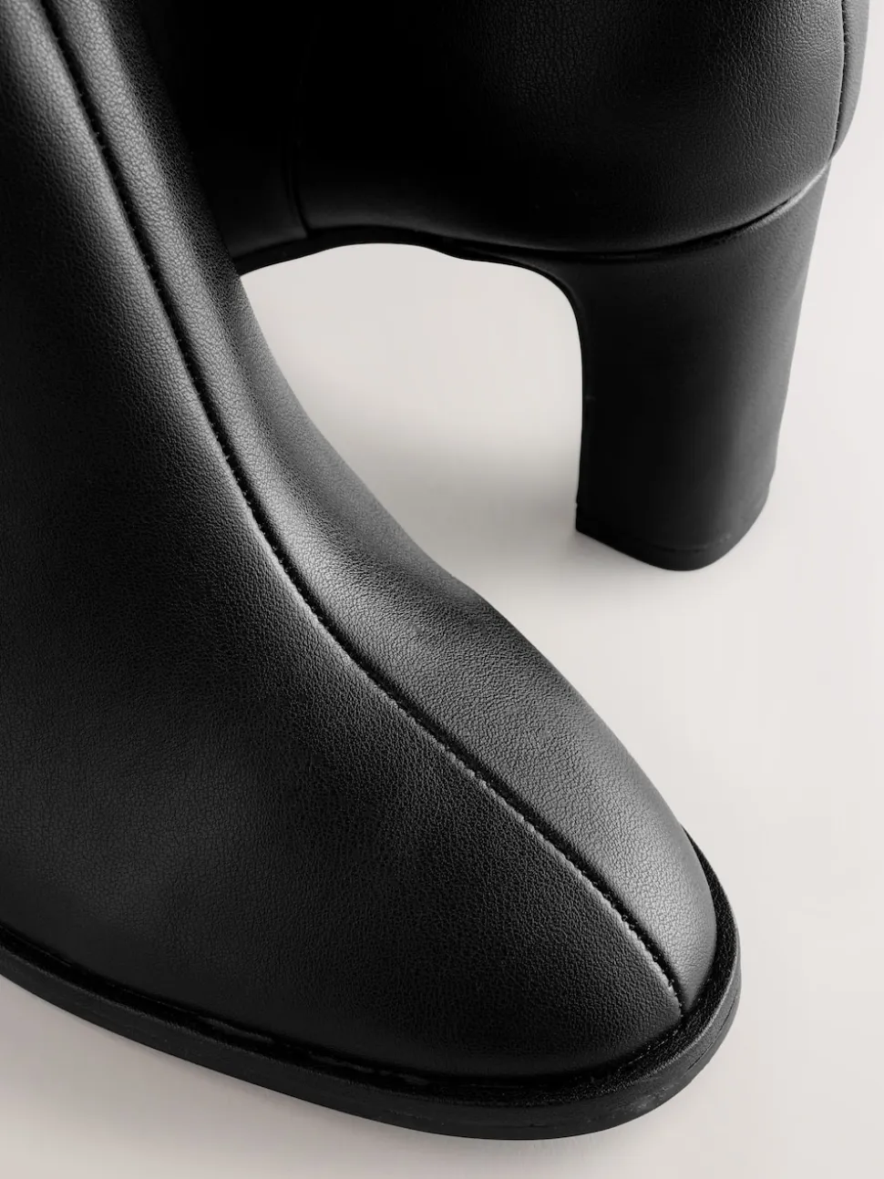 Zwart - Forever Comfort® - Enkellaarzen met blokhak