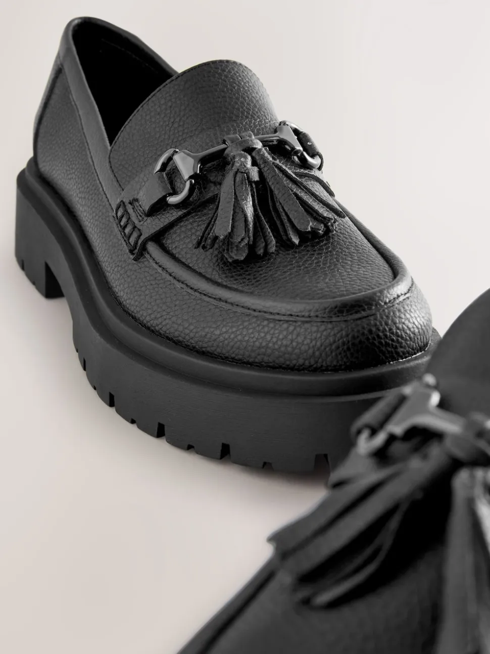 Zwart - Forever Comfort Chunky Platform Tassel Loafers